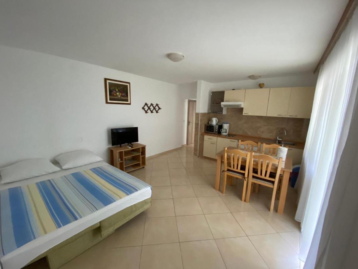 Apartments Mara Orebić Extérieur photo
